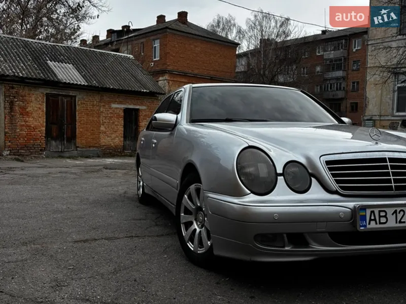 Mercedes-Benz E-Class 2001 VIN WDB2100071B475176 фото оголошення 2 з 50