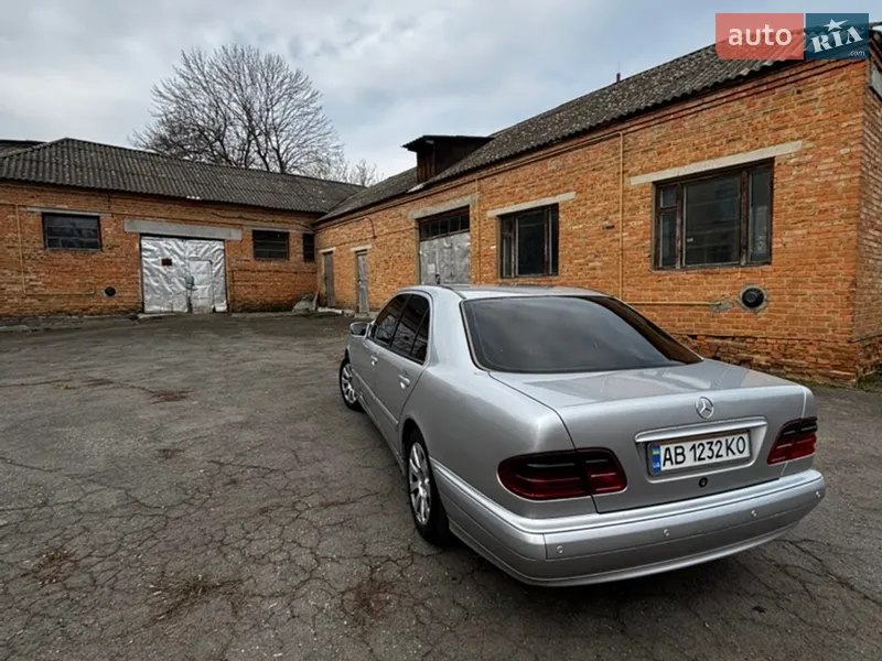 Mercedes-Benz E-Class 2001 VIN WDB2100071B475176 фото оголошення 9 з 50