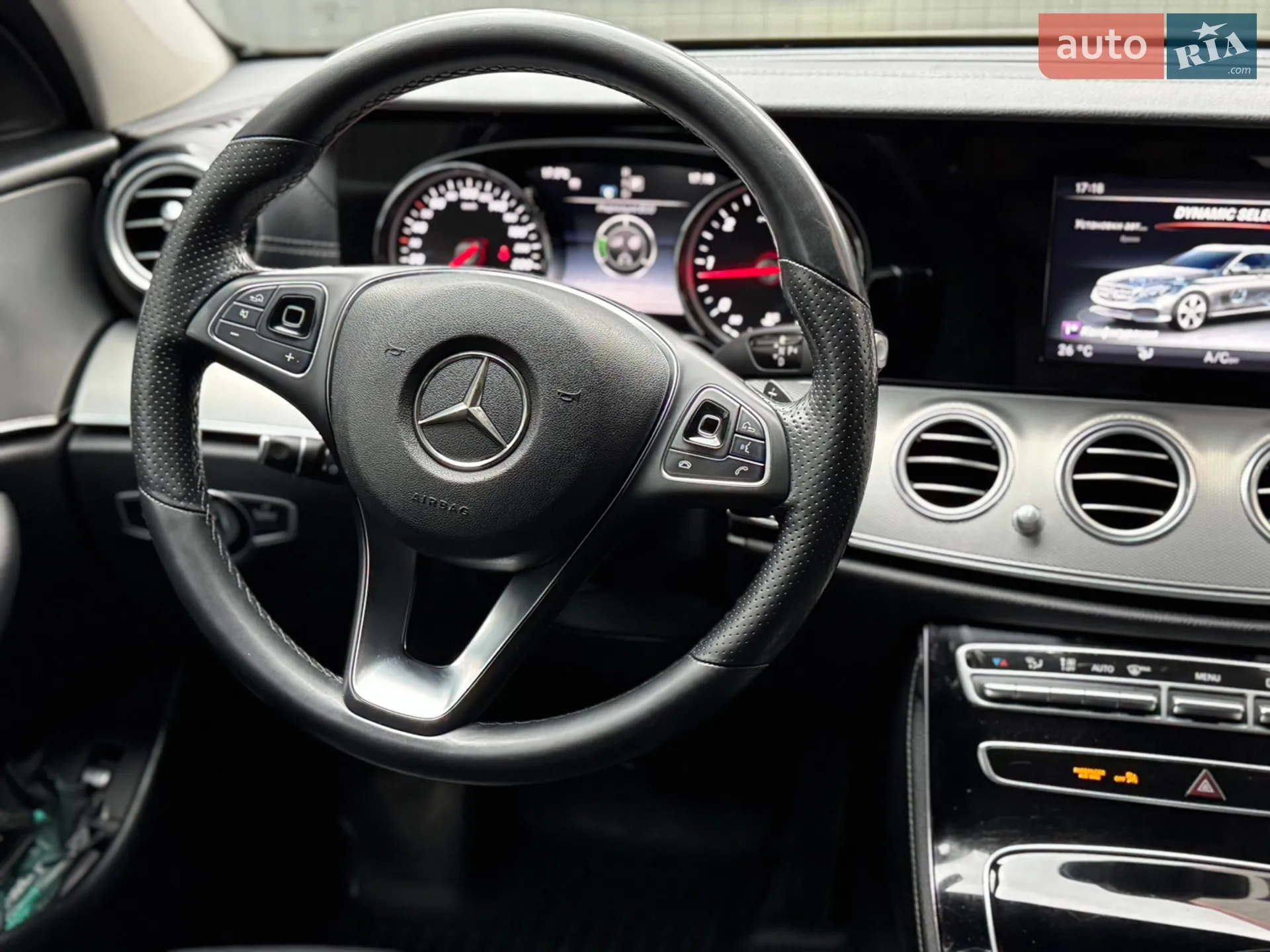 2017 Mercedes-Benz E-klasse - мініатюра 31