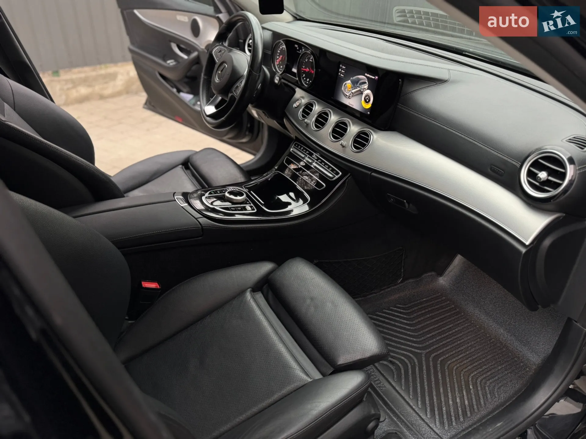 2017 Mercedes-Benz E-klasse - мініатюра 36