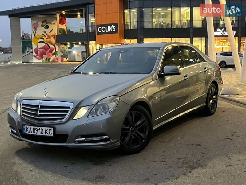 Mercedes-Benz E-Class 2011