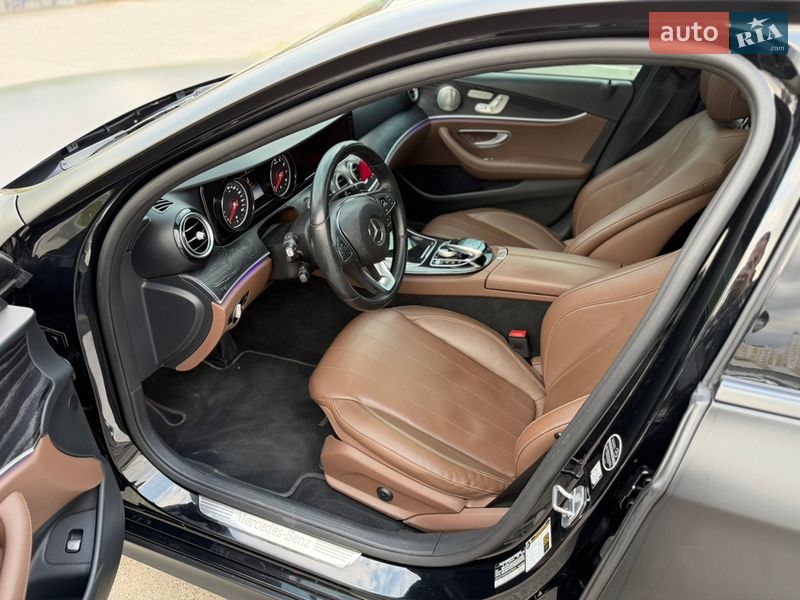 Седан Mercedes-Benz E-Class 2016 в Киеве