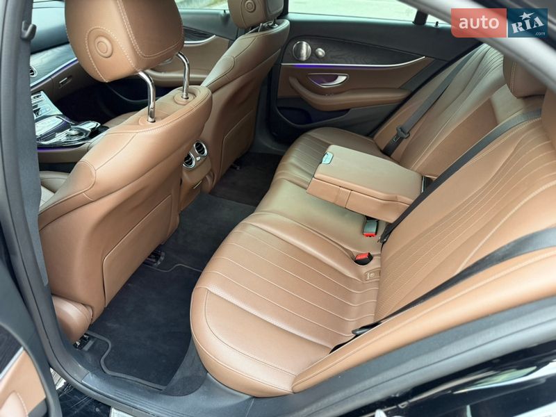 Седан Mercedes-Benz E-Class 2016 в Киеве