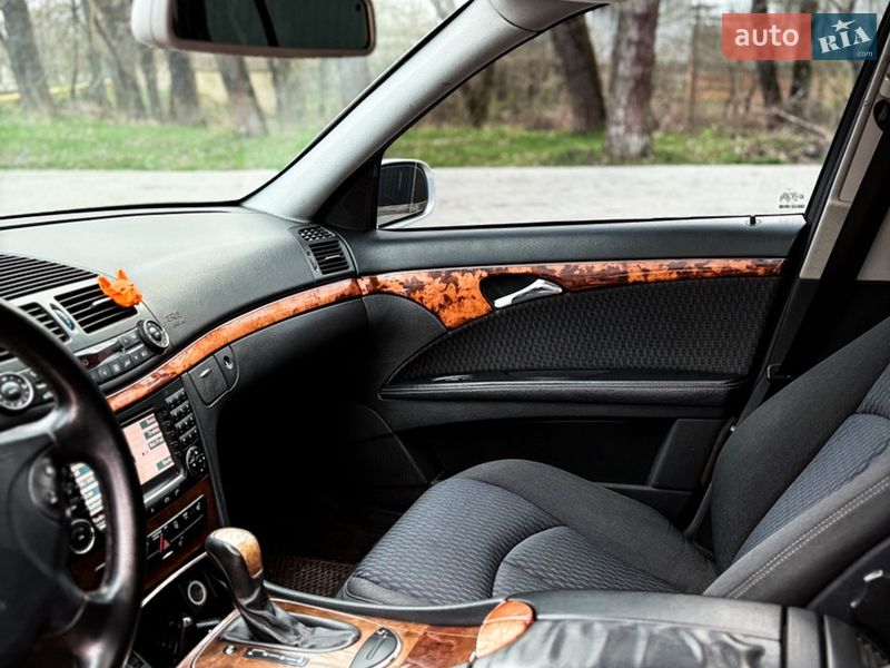 Универсал Mercedes-Benz E-Class 2003 в Черновцах