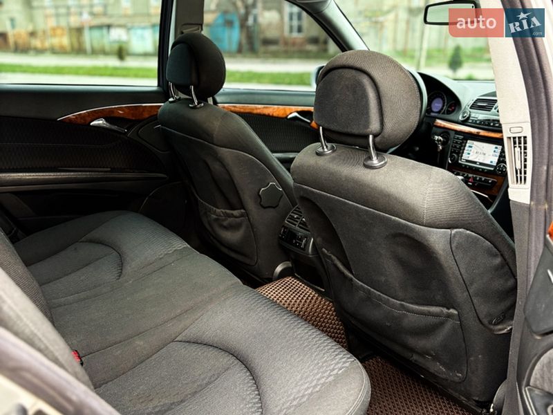 Универсал Mercedes-Benz E-Class 2003 в Черновцах