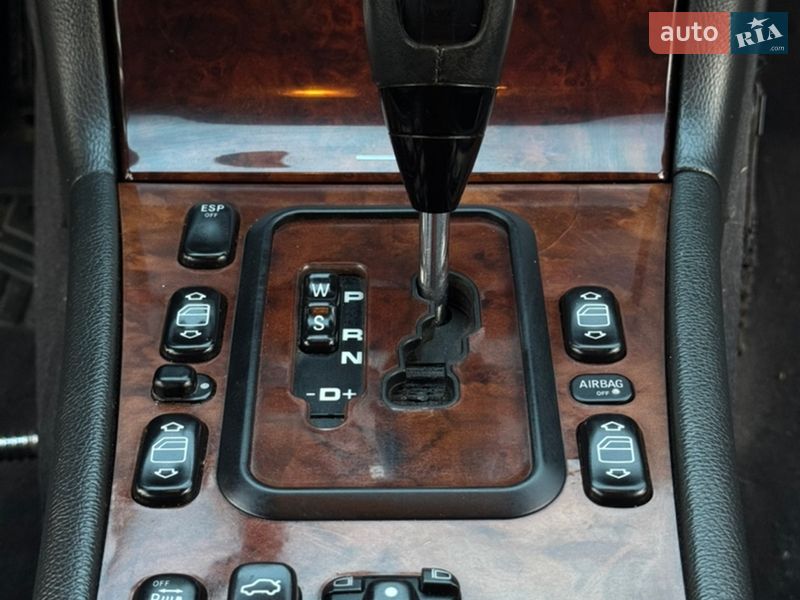 Седан Mercedes-Benz E-Class 2001 в Львове