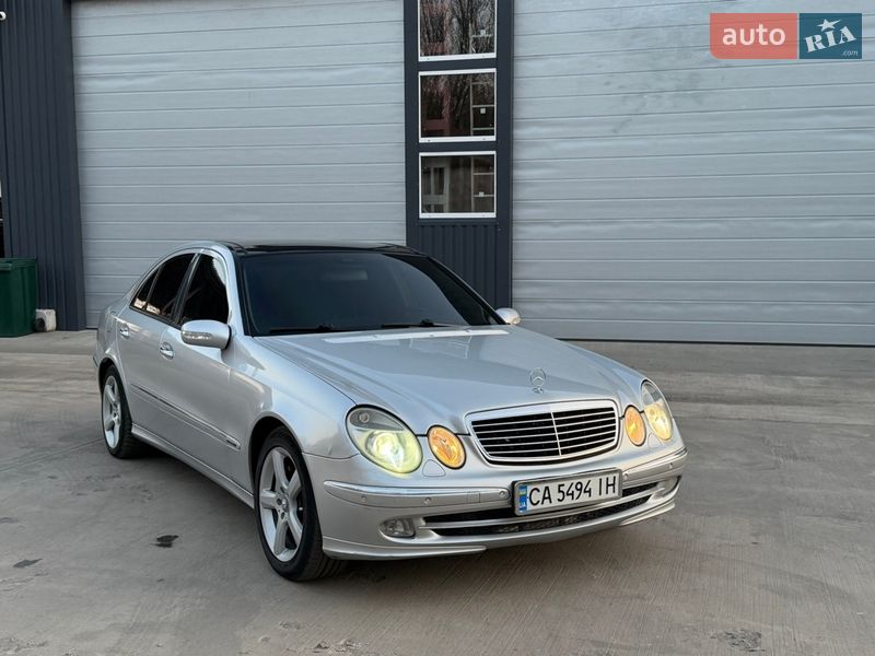 Mercedes-Benz E-Class 2002