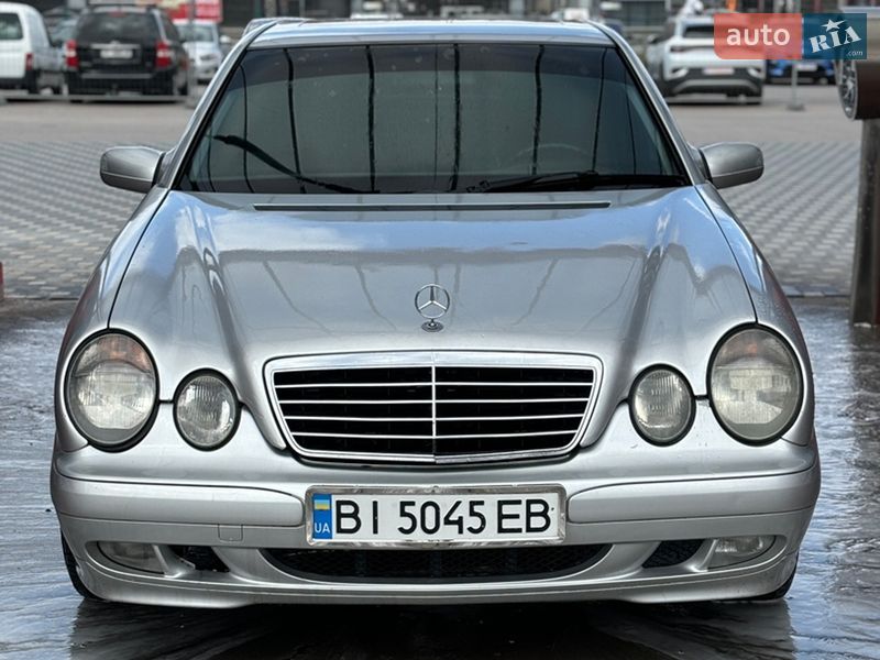 Mercedes-Benz E-Class 2000