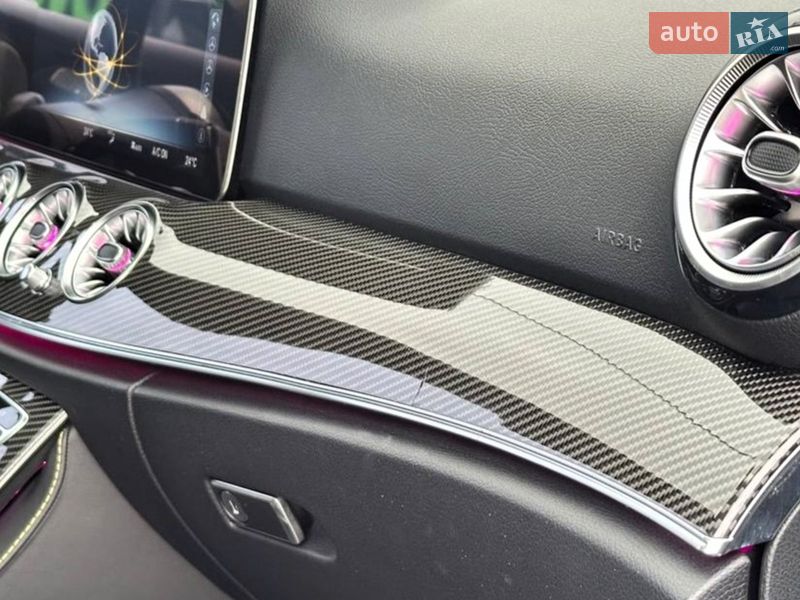 Седан Mercedes-Benz E-Class 2019 в Киеве