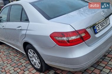 Седан Mercedes-Benz E-Class 2010 в Черновцах