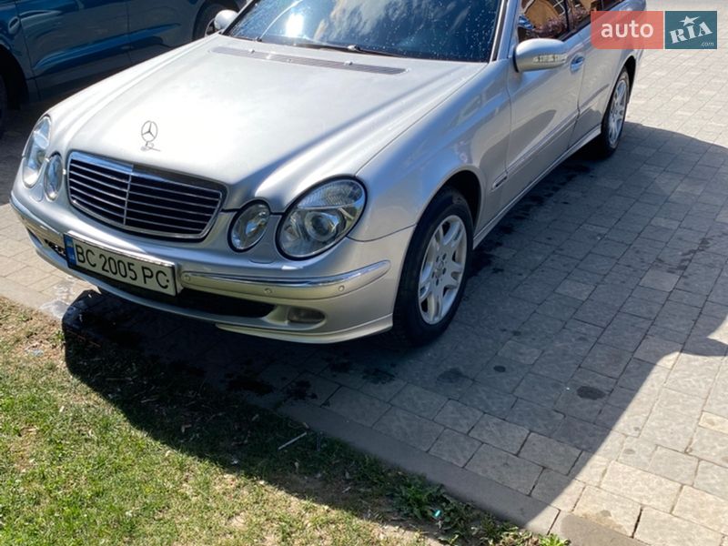 Mercedes-Benz E-Class 2004