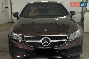 Купе Mercedes-Benz E-Class 2019 в Кельменцах