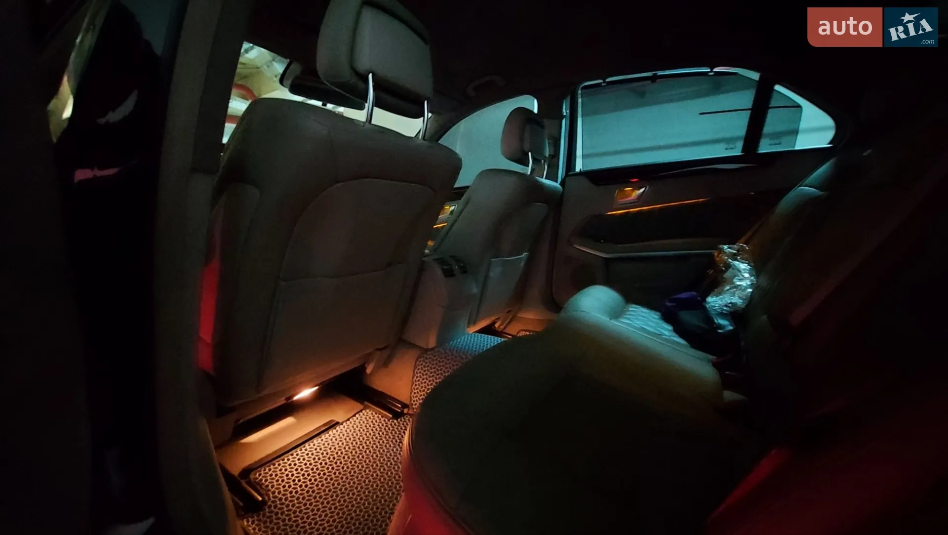 2012 Mercedes-Benz E-klasse - мініатюра 39