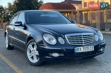 Седан Mercedes-Benz E-Class 2008 в Староконстантинове