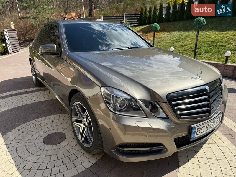 Mercedes-Benz E-Class 2012