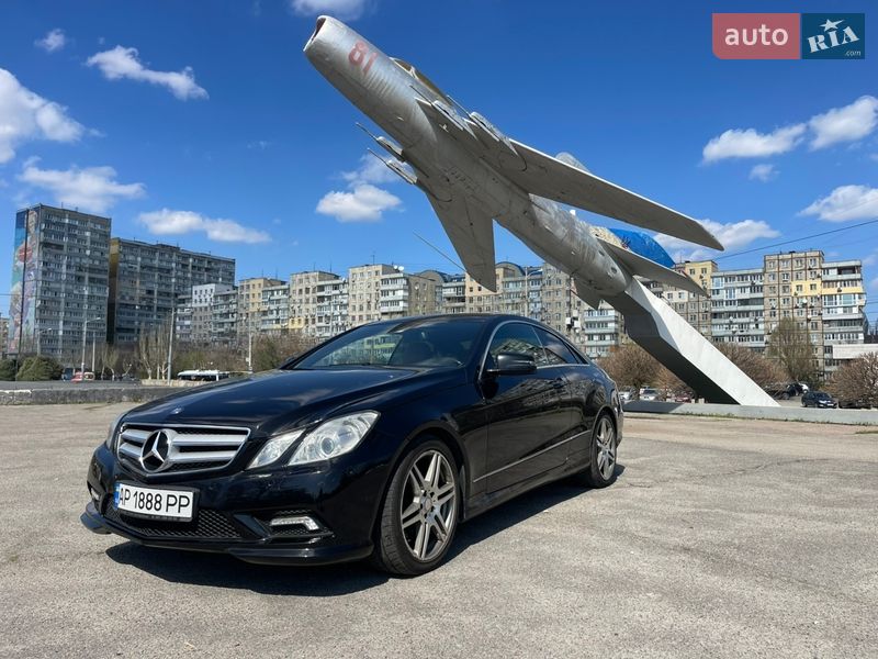 Mercedes-Benz E-Class 2012 Mercedes-Benz E-Class 2012