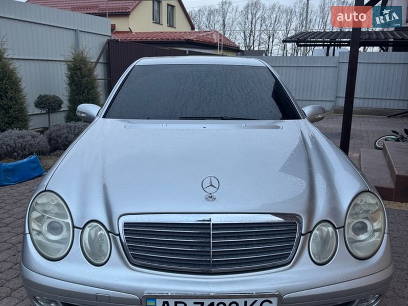 Mercedes-Benz E-Class 2003