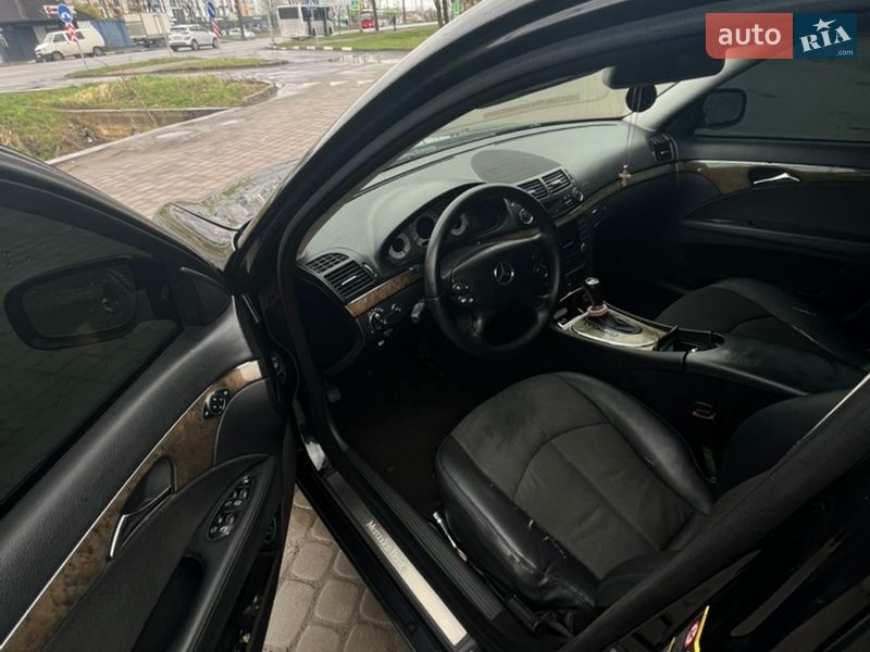 Седан Mercedes-Benz E-Class 2007 в Луцке