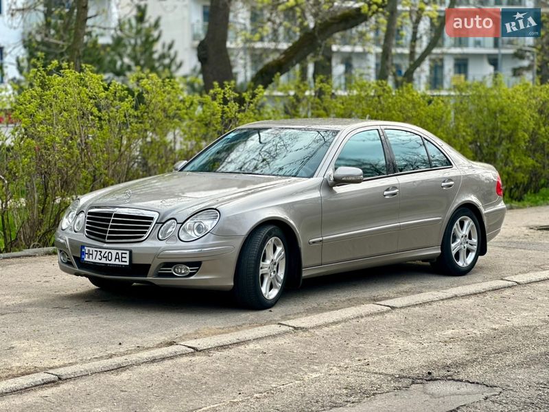 Седан Mercedes-Benz E-Class 2006 в Одессе