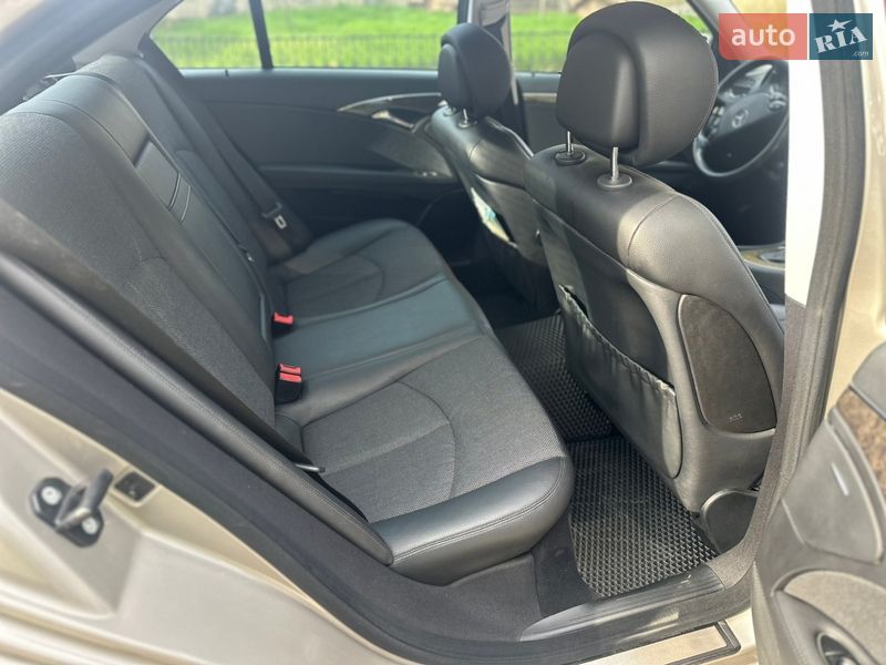 Седан Mercedes-Benz E-Class 2006 в Одессе