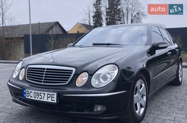 Седан Mercedes-Benz E-Class 2002 в Самборі