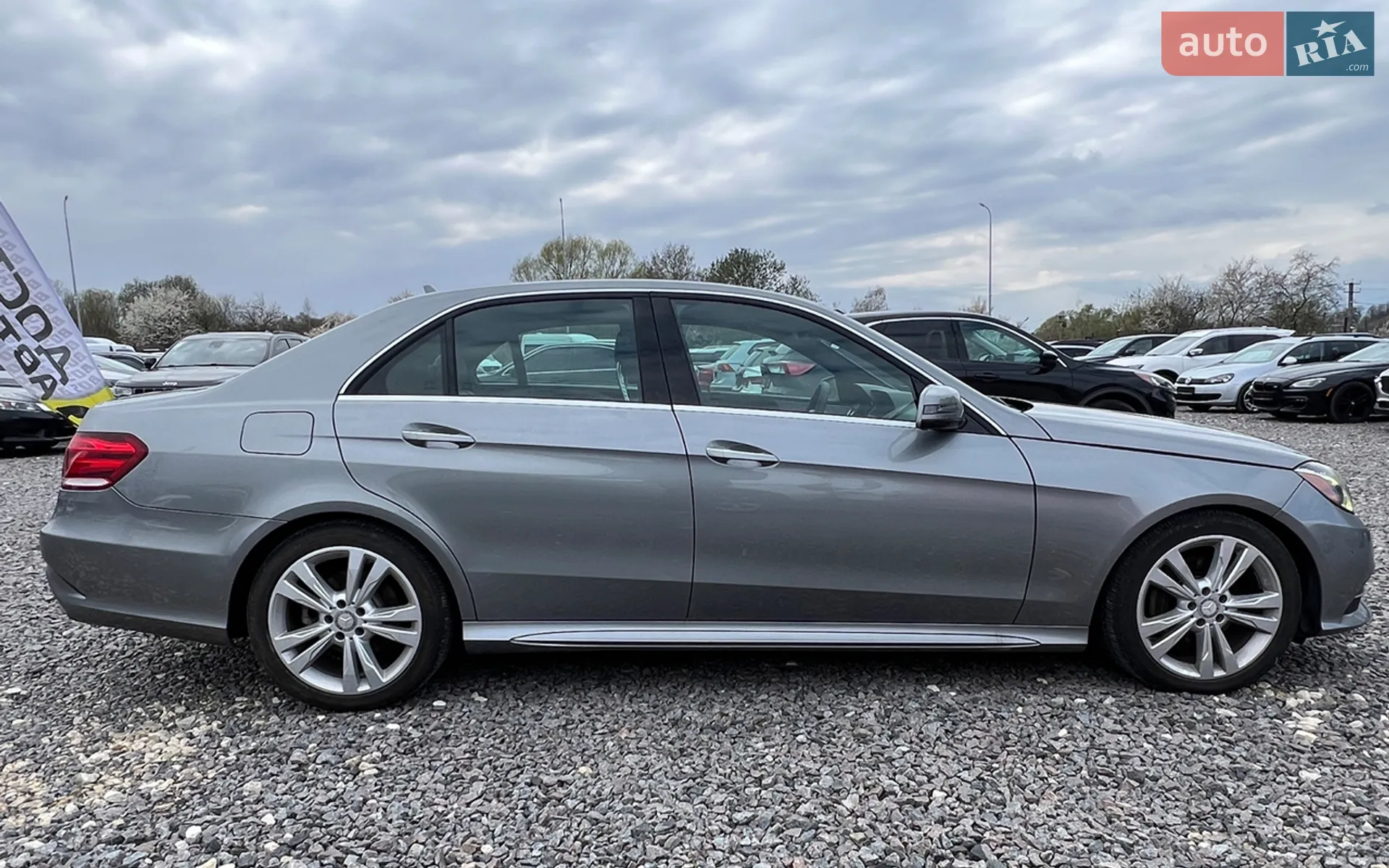 2013 Mercedes-Benz E-klasse - мініатюра 8
