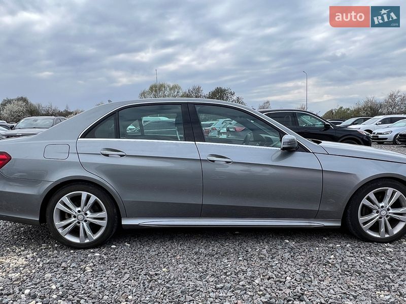 Седан Mercedes-Benz E-Class 2013 в Львове