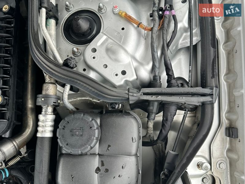 Седан Mercedes-Benz E-Class 2003 в Костополе