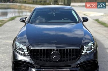 Седан Mercedes-Benz E-Class 2016 в Днепре