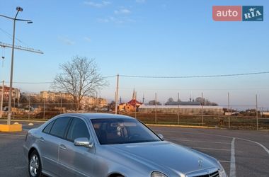 Седан Mercedes-Benz E-Class 2007 в Чернівцях