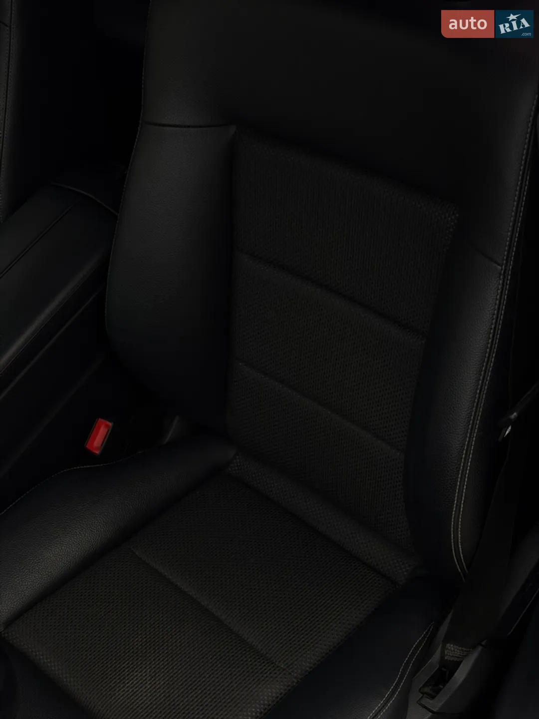 2013 Mercedes-Benz E-klasse - мініатюра 22