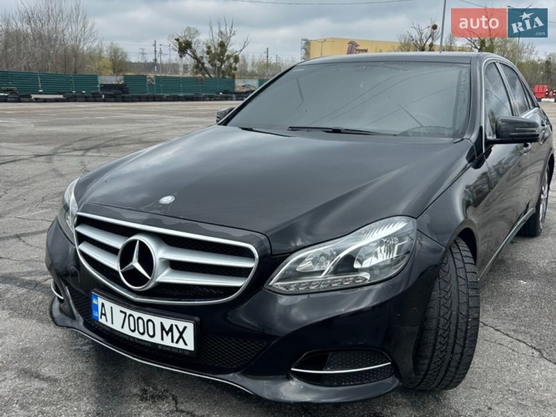Седан Mercedes-Benz E-Class 2015 в Киеве
