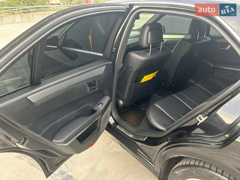 Седан Mercedes-Benz E-Class 2015 в Киеве