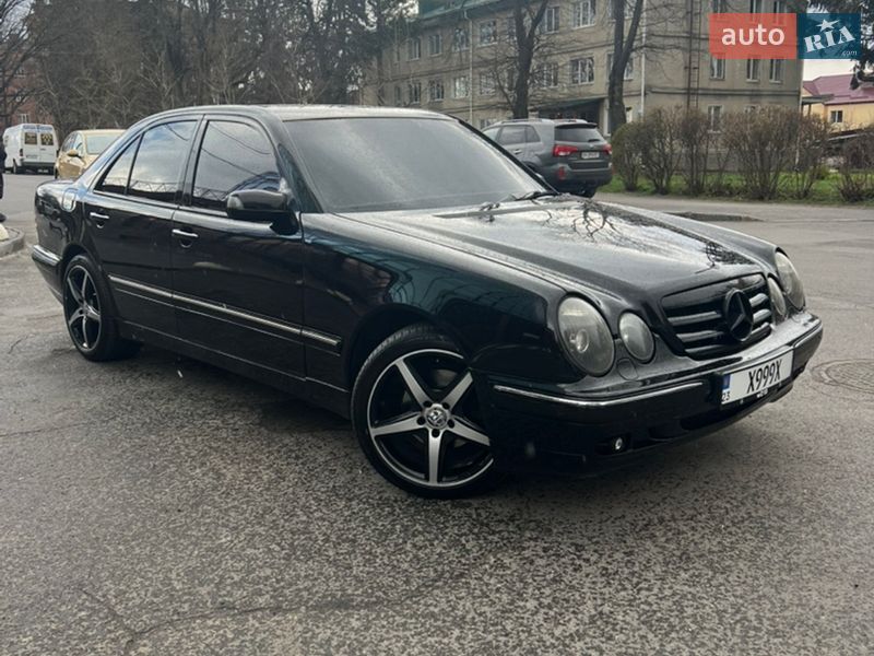 Седан Mercedes-Benz E-Class 2000 в Хмельницком