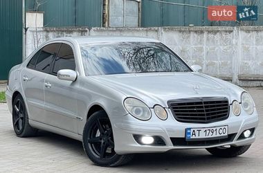 Седан Mercedes-Benz E-Class 2003 в Надворной