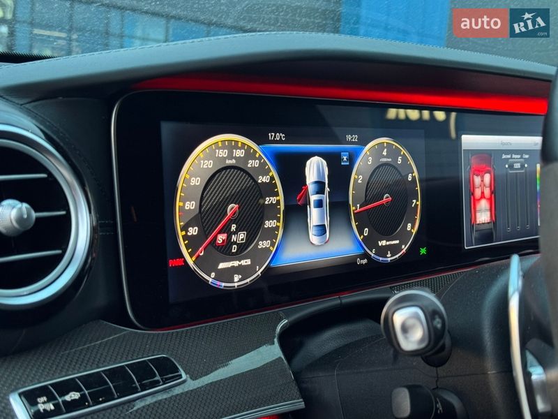 Седан Mercedes-Benz E-Class 2017 в Киеве