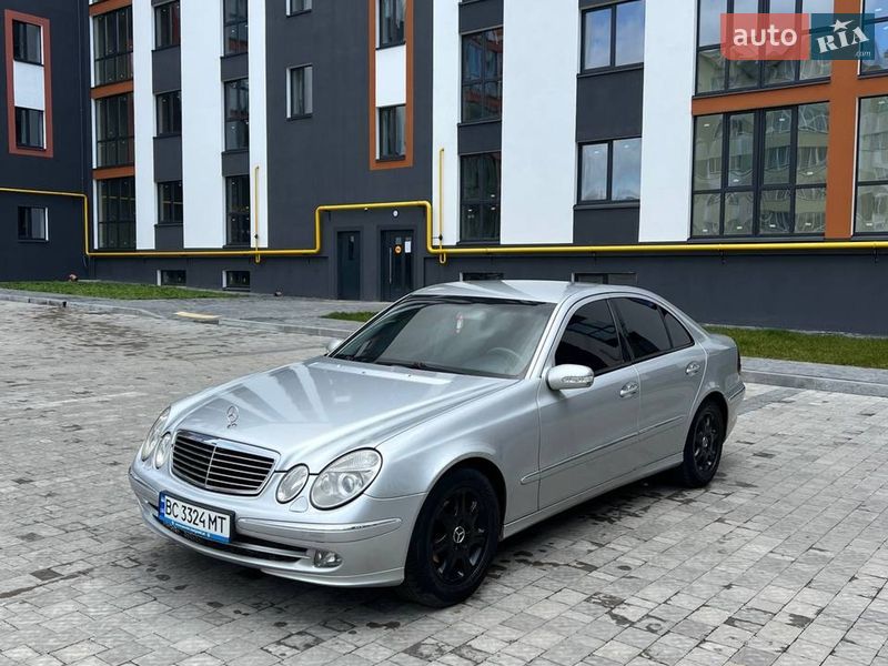 Mercedes-Benz E-Class 2002