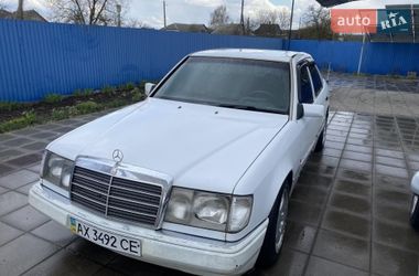 Седан Mercedes-Benz E-Class 1992 в Ахтырке