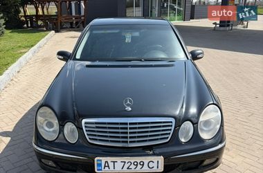 Седан Mercedes-Benz E-Class 2002 в Снятине