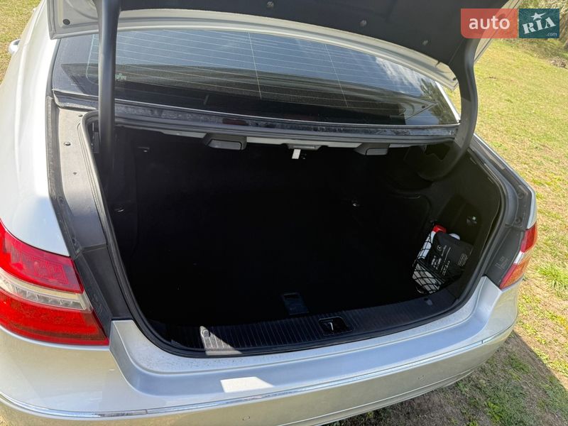 Седан Mercedes-Benz E-Class 2012 в Львове фото 3 Седан Mercedes-Benz E-Class 2012 в Львове