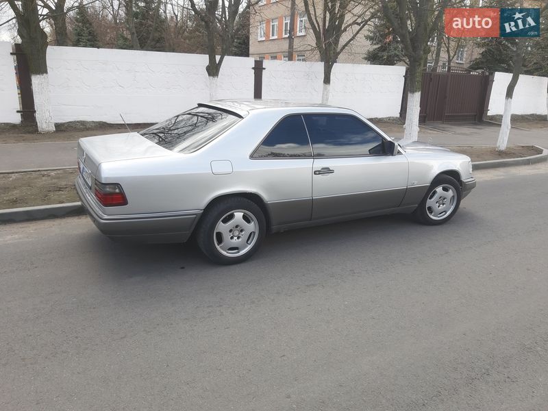 Купе Mercedes-Benz E-Class 1994 в Днепре