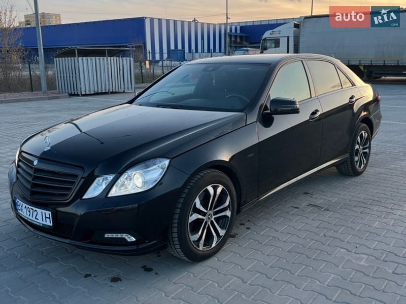 Mercedes-Benz E-Class 2010