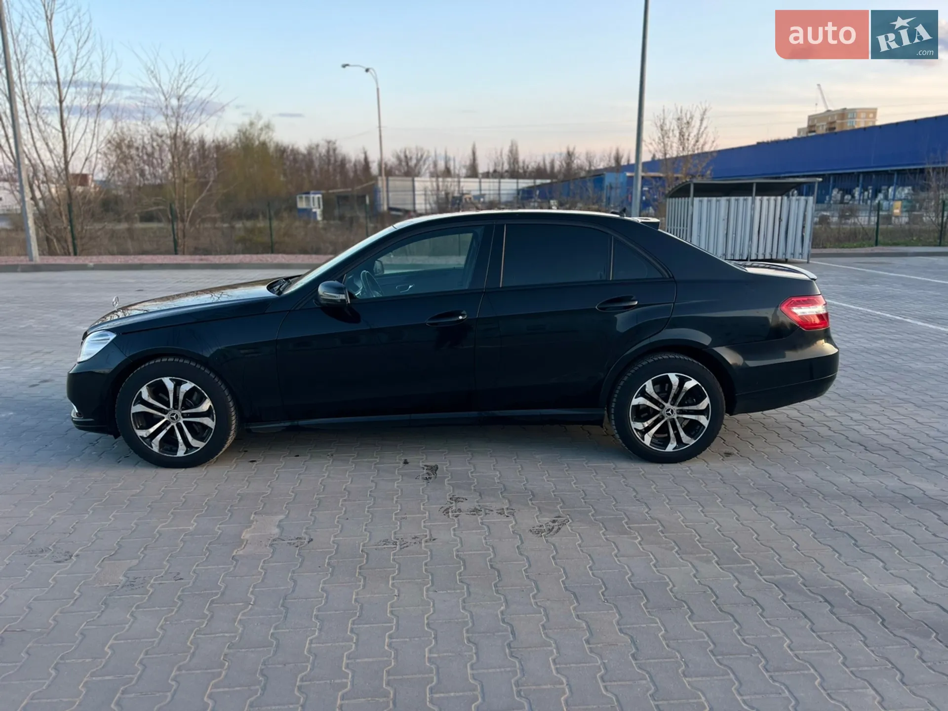 2010 Mercedes-Benz E-klasse - мініатюра 2