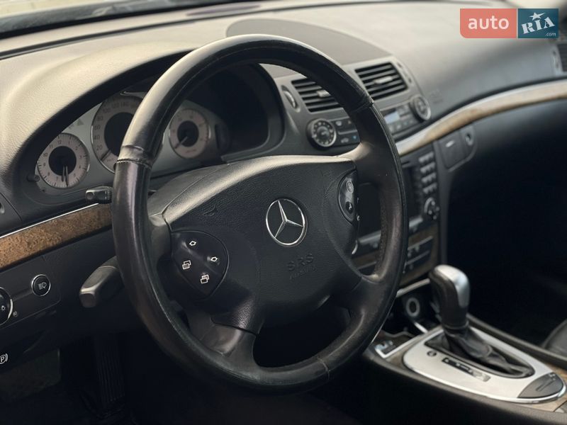 Седан Mercedes-Benz E-Class 2006 в Стрые фото 52 Седан Mercedes-Benz E-Class 2006 в Стрые