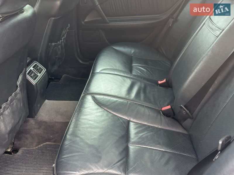 Седан Mercedes-Benz E-Class 1999 в Тернополе
