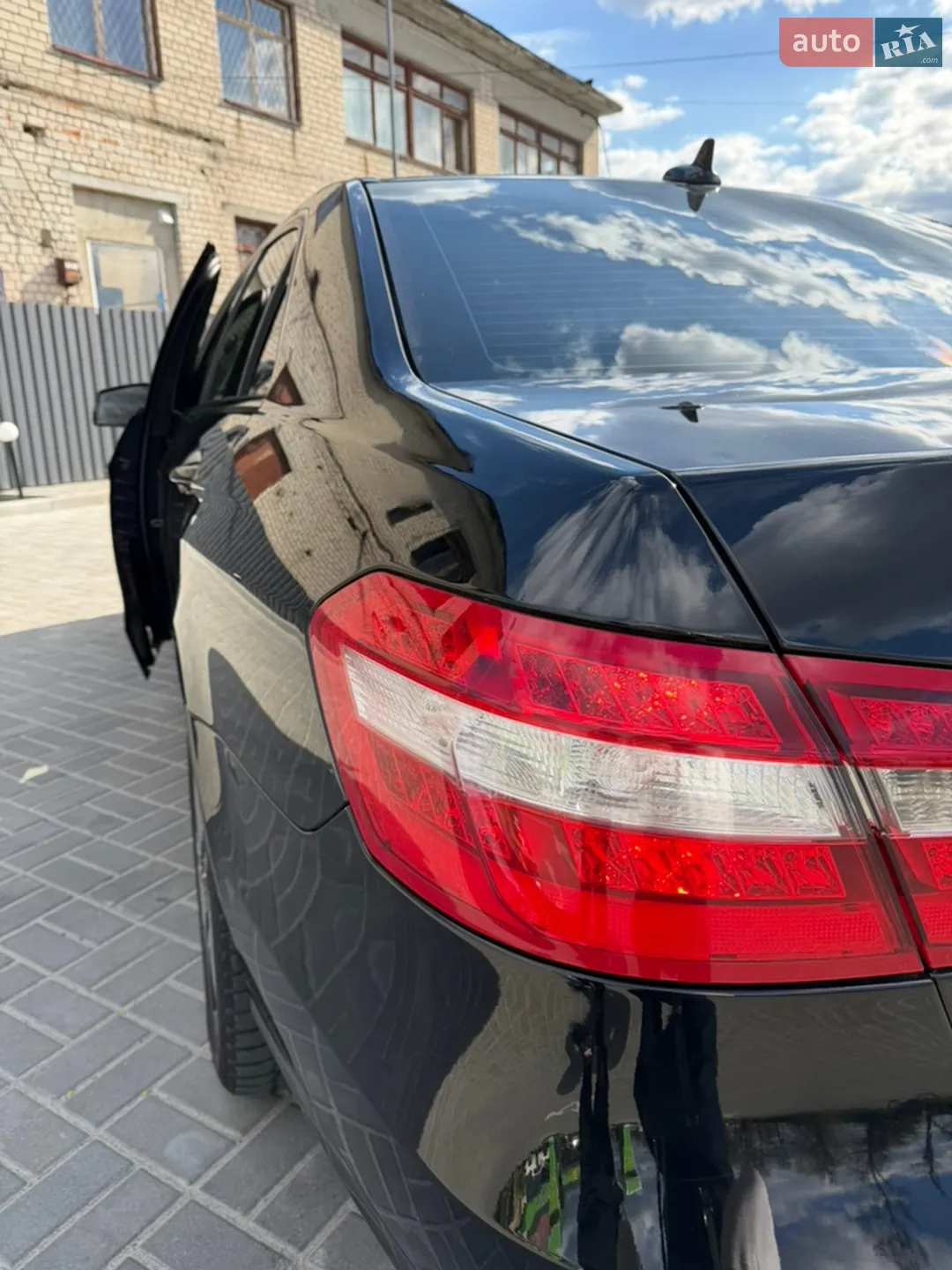2011 Mercedes-Benz E-klasse - мініатюра 21