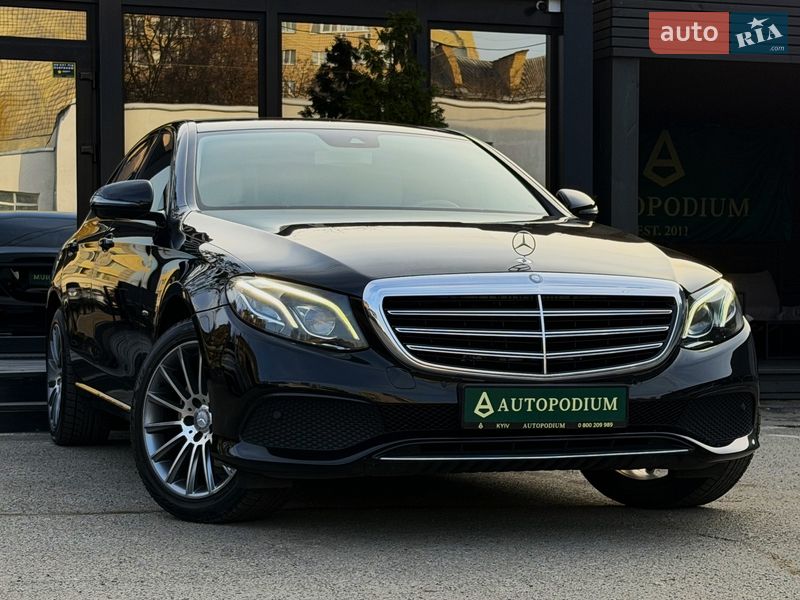 Седан Mercedes-Benz E-Class 2016 в Киеве