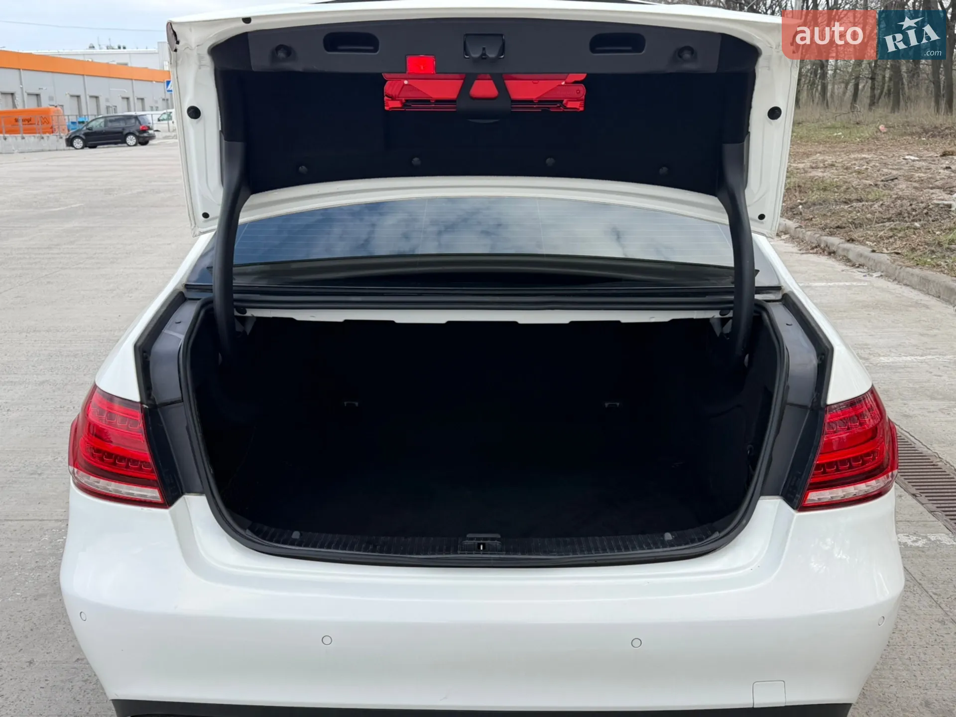 2014 Mercedes-Benz E-klasse - мініатюра 9