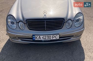 Седан Mercedes-Benz E-Class 2003 в Бориславе