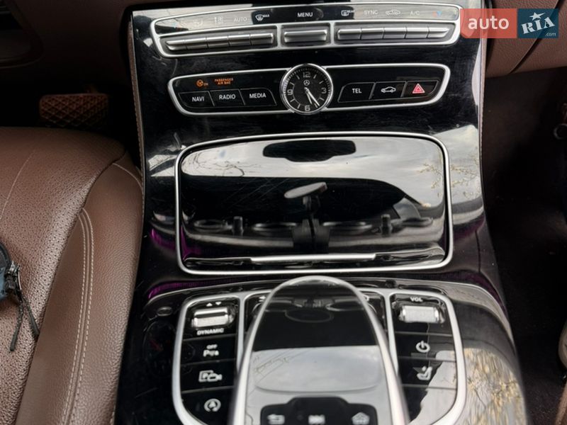 Универсал Mercedes-Benz E-Class 2016 в Львове